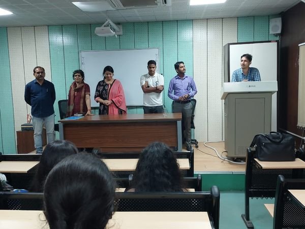 बिहेवियर क्लब के लिए घासीदास यूनिवर्सिटी में हुआ ओरिएंटेशन