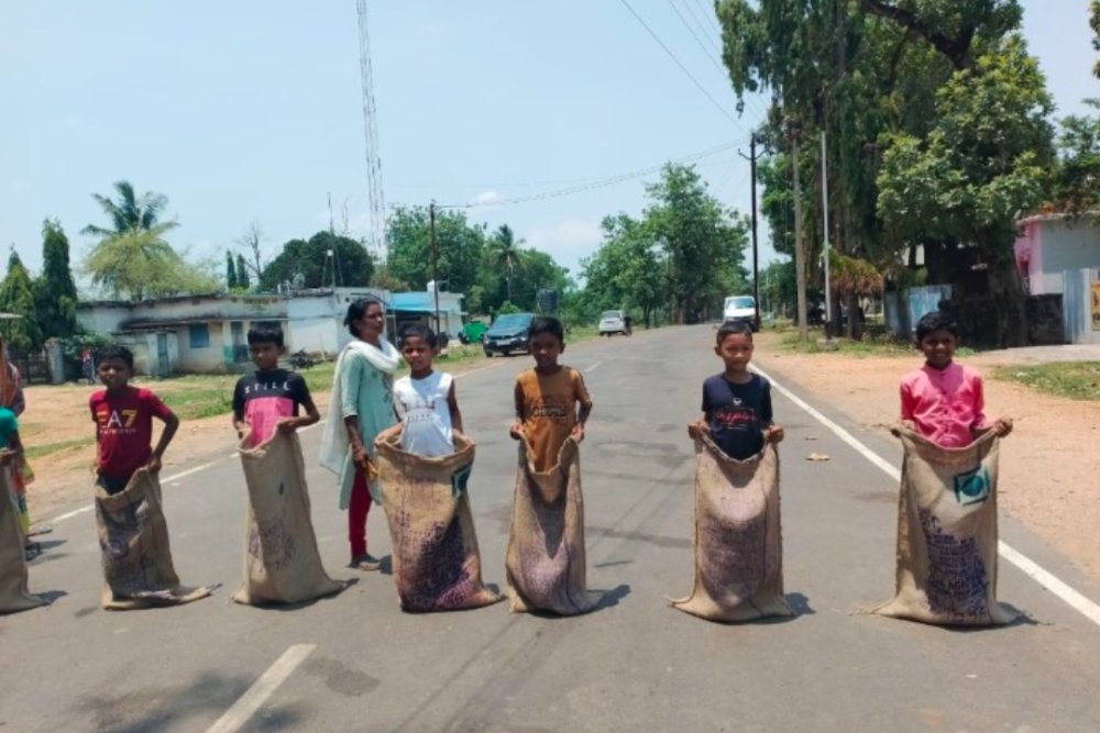 यूनिसेफ छत्तीसगढ़ ने मनाया अंतर्राष्ट्रीय खेल दिवस : “परवरिश के चैंपियन कार्यक्रम के तहत खेल आयोजित